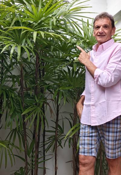 Alain 70 ปี Seraing Belgium