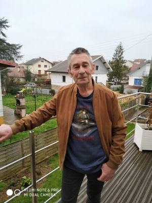 Richard 73 years Lons Le Saunier France