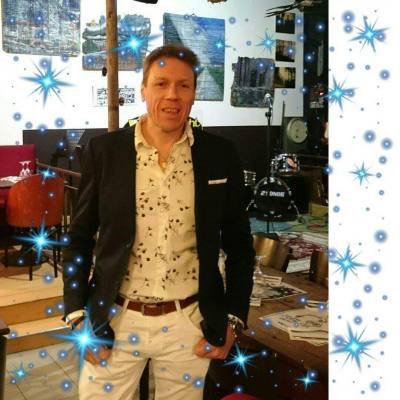 Fred 58 ปี Paris  France