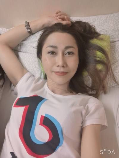 Jiji 45 ans สีชมพู Thaïlande