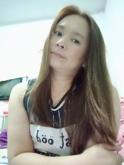 Rattana 48 Jahre ไทย Thailand