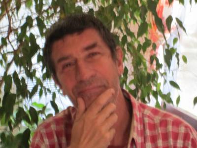 Xavier 65 ปี Bessan  France
