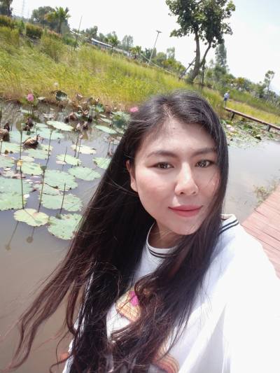 Pamitra 33 ans Salaphum Thaïlande