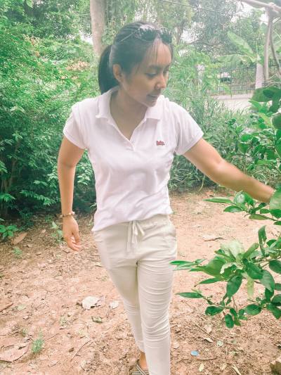 Chompoo 32 Jahre Khon Kaen  Thailand