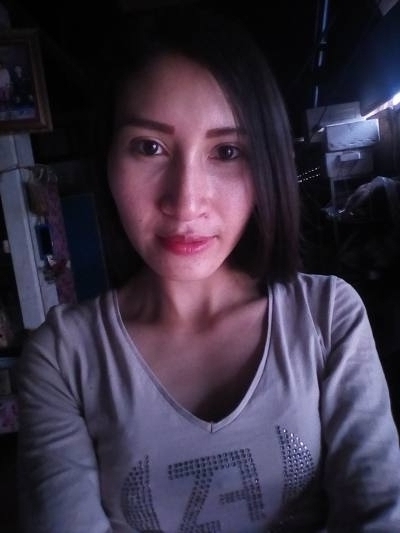 Sudsuay 33 ans Thai Thaïlande
