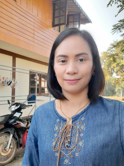 Bee 45 Jahre Kon Buri Thailand