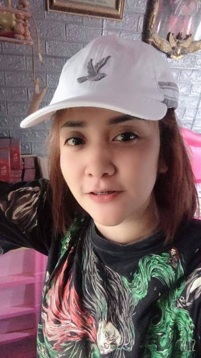 Pohn 34 ans บ้านนา Thaïlande