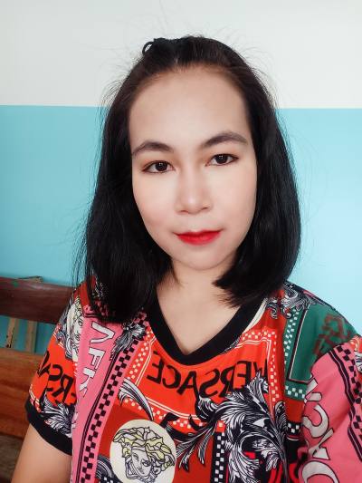 Thaichanok 27 Jahre หนองบัวลำภู Thailand