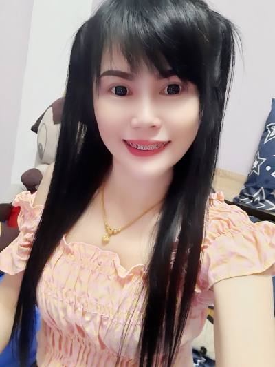 Daranee 34 ans Dddbb Thaïlande