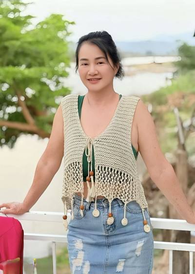 Anchalee 56 Jahre Chiangmai Thailand