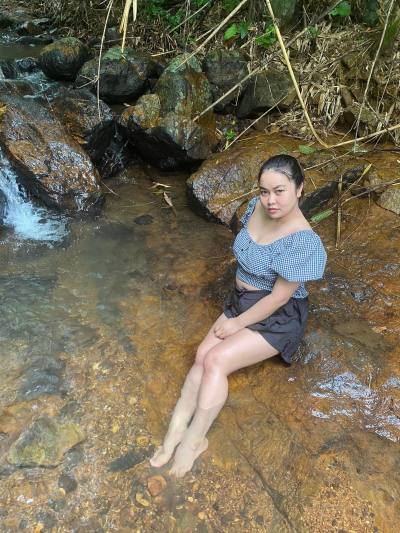 Piglet 30 ans กุมภวาปี Thaïlande