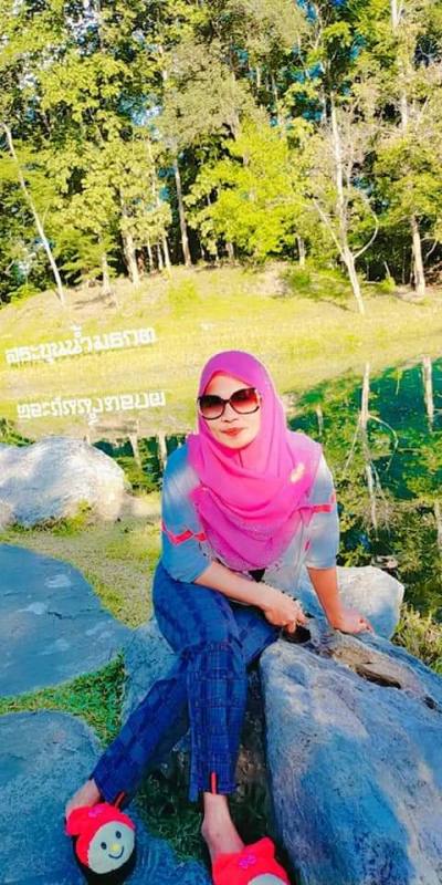 Surainee 59 years ซูริค Thailand