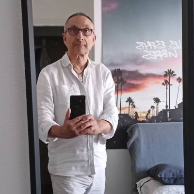 Joel 55 Jahre Quimper Frankreich