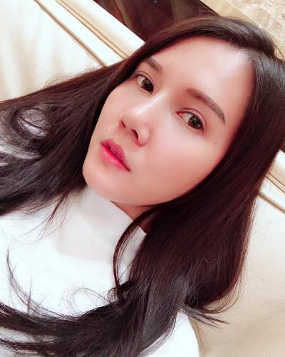 Meena 32 ans Bangkok Thaïlande
