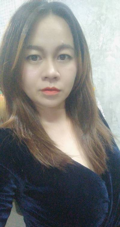 Chirasinee Pink 39 ans Muang Thaïlande