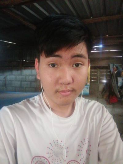 Pain 22 ans หาดกรวด Thaïlande