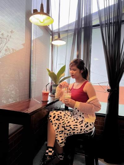 Bella 29 years ชลบุรี Thailand