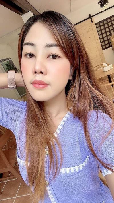 Moni 37 ans Bangkok  Thaïlande