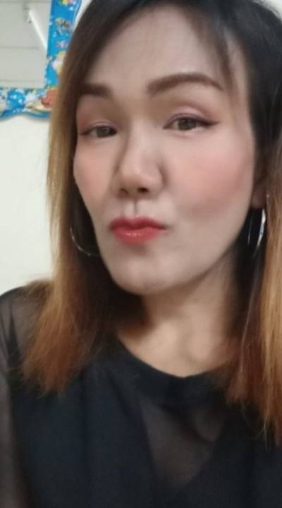 Nadia 48 years ลาดกระบัง Thailand