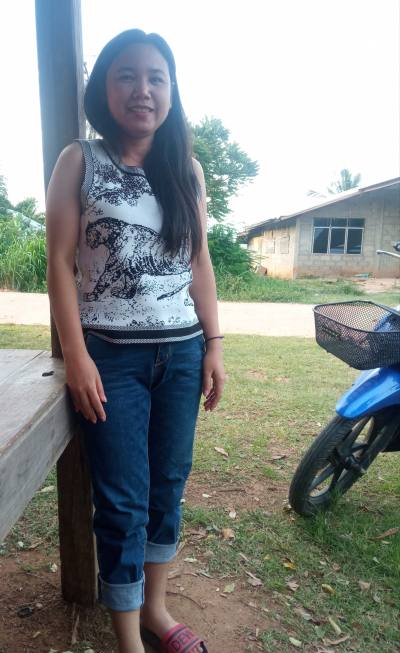 Nok 36 ans Nakhon Ratchasima Thaïlande