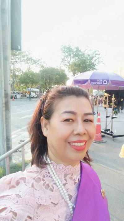 อรุณี  68 ans Long Thaïlande