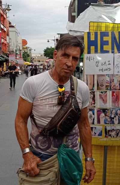 Kris 57 years Marseille France