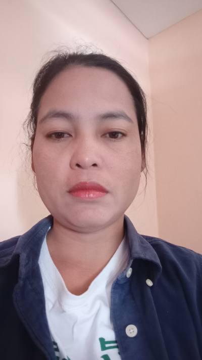 Ao 43 ans Ganuen Thaïlande