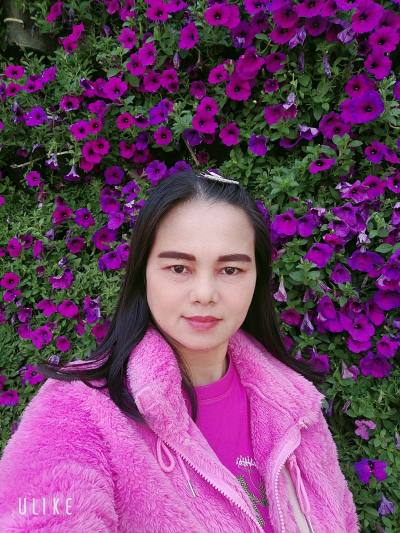 Parnisa 45 ans เมืองชลบุรี Thaïlande