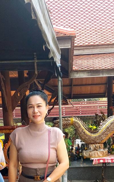 Nita 45 years คลองหลวง Thailand