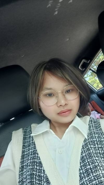 Weeraya 24 Jahre วังสะพุง Thailand