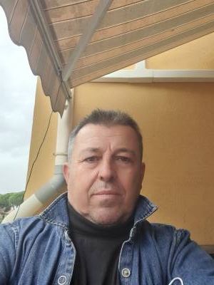 Dim 54 ปี Montpellier France