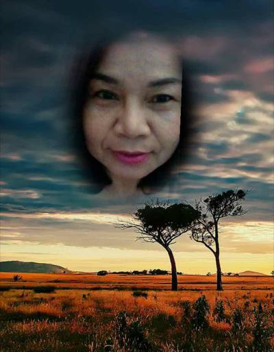 นราธิป   69 ans Sangkom Thaïlande
