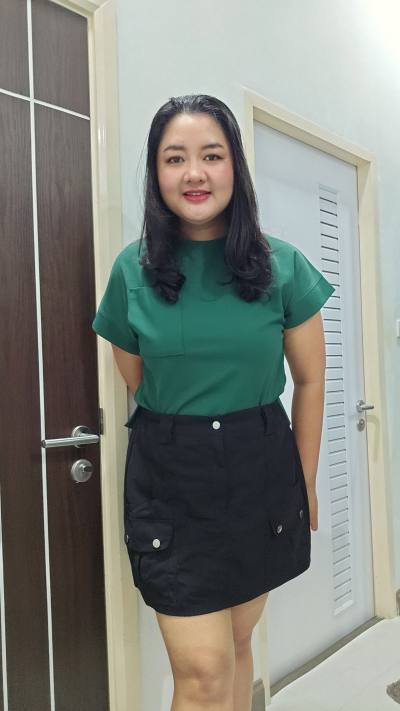 Oum 33 years Khonkaen Thailand Thailand
