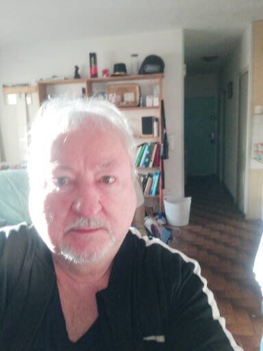 Jean luc 62 years Beziers France
