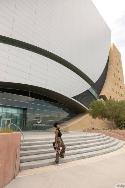 Eaubouil 29 ปี Acra Guam