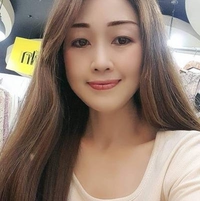 Ratana 31 ans Bangkok Thaïlande