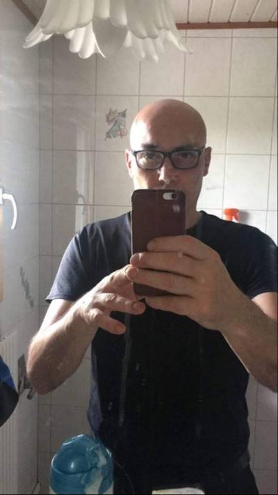 David 47 years Delle France