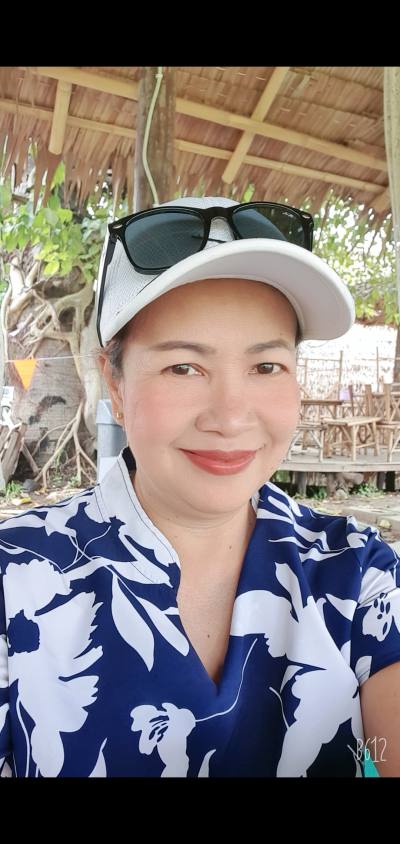 กุหลาบทิพย์ บุญภูงา 52 years Kornkarn Thailand