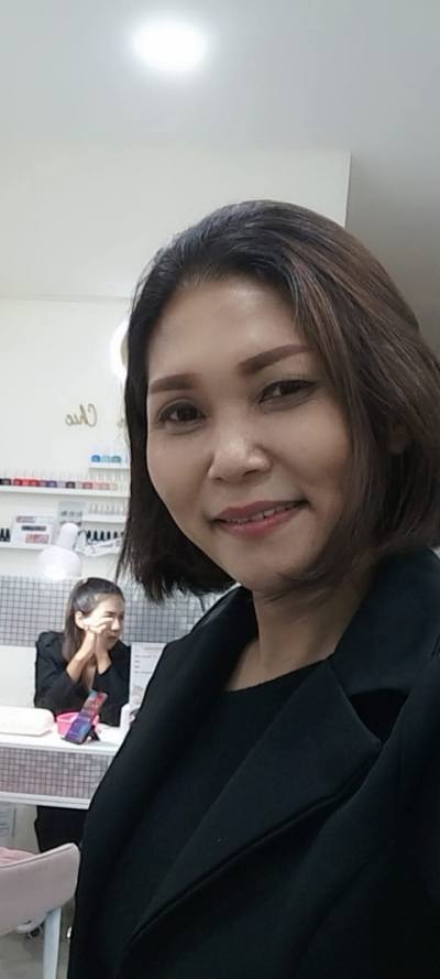 Arthittaya 45 Jahre Kalasin Thailand