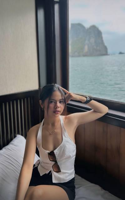 Aiza 34 years Bangkok Thailand