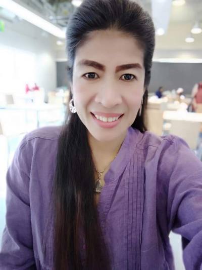 Ann 51 Jahre Sam Ngao Thailand