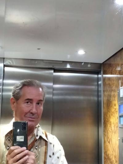 Michel 60 ปี Montpellier  France