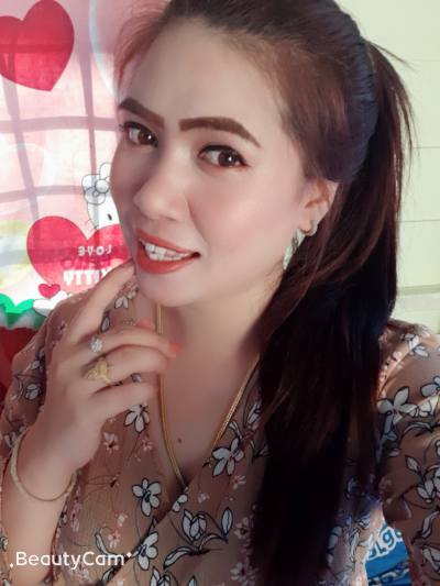 พัชชา อุดมพันธ์ 23 years ประเทศไทย อำเภอบ้านโป่ง จังหวัด ราชบรี Thailand