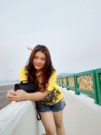 Kanya 41 years Chaing Rai Thailand