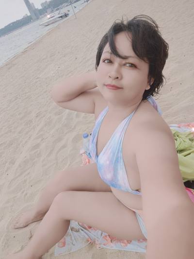 Charuwan 40 ans Rayong Thaïlande