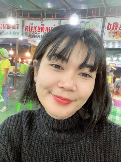 Orawan 35 ans Korat Thaïlande
