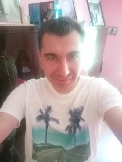 Sébastien 49 ans Brive France