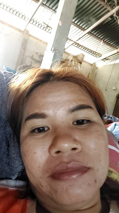 Ananya 36 Jahre  Thailand