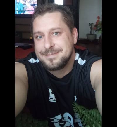 Dariusz 36 years Kraków Poland