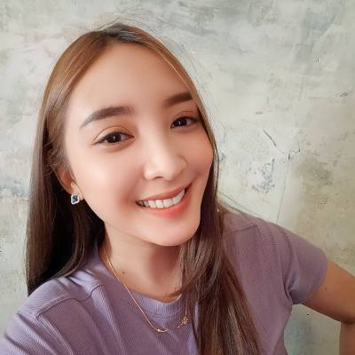 Sineerat  31 Jahre Huaiphung  Thailand